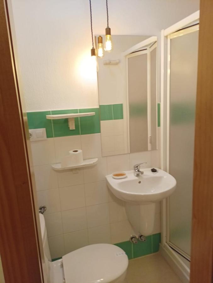 Hospedium Dlj Hostal Ben Nassar Arjona Exteriör bild