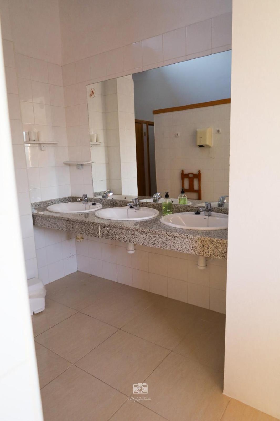Hospedium Dlj Hostal Ben Nassar Arjona Exteriör bild