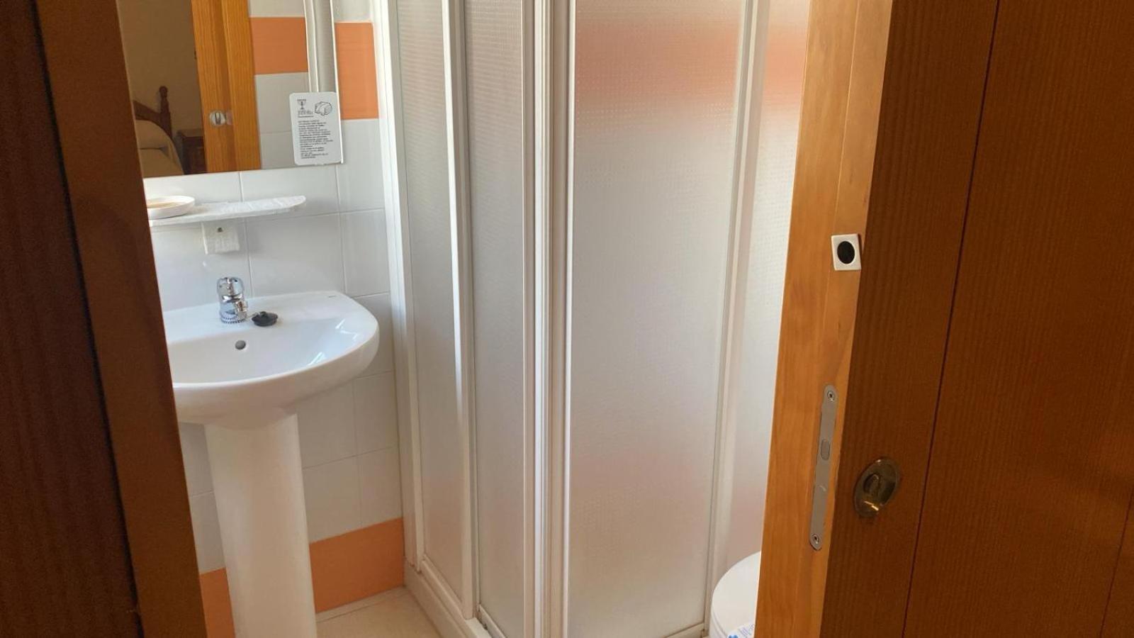 Hospedium Dlj Hostal Ben Nassar Arjona Exteriör bild